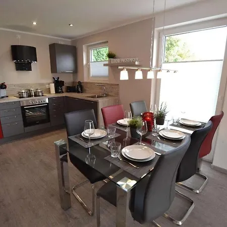 With 3 Bedrooms Holiday home