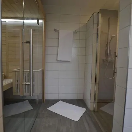 With 3 Bedrooms Holiday home