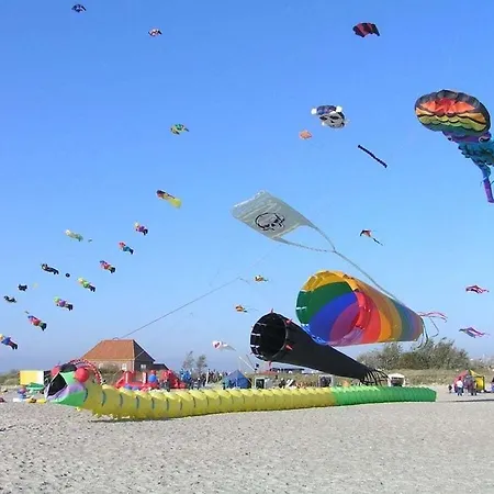 With 3 Bedrooms Holiday home Gammendorf